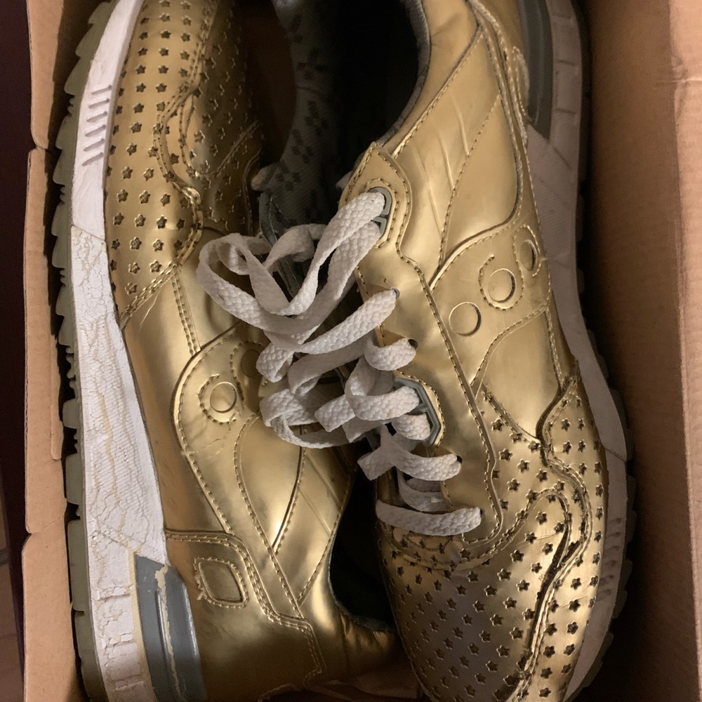 Saucony x Play Clothes gold sneaker